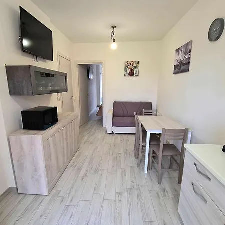 Civico 14 4b 아파트 *