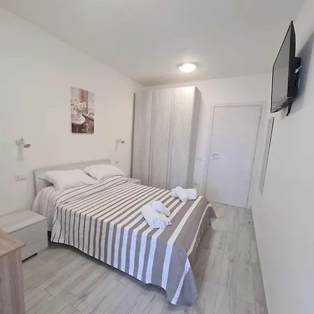 Civico 14 4b Apartment *