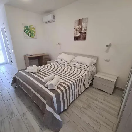 Апартаменты Civico 14 4b Монсеррато